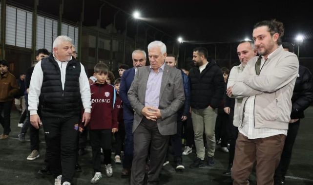 Mustafa Bozbey’den İnegöl Karadeniz Güvenspor’a Halı Saha Yenileme Sözü