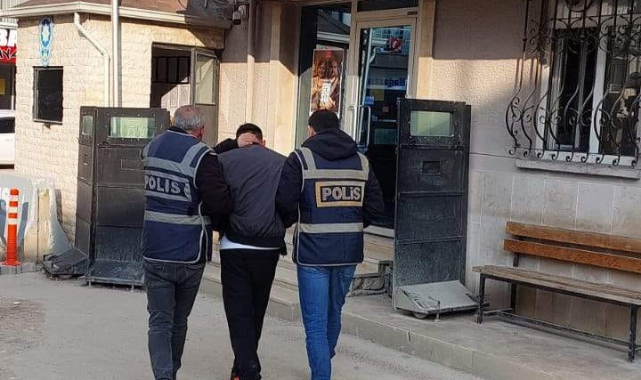 Mustafakemalpaşa’da 10 Yıl Hapis Cezası Bulunan Şüpheli Yakalandı