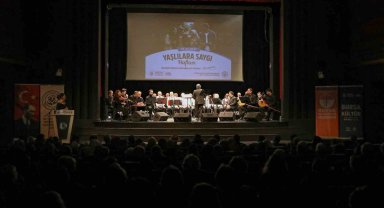 Olgun gençler, yaşlılara saygı haftasında hünerlerini sergiledi