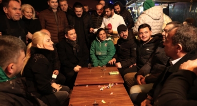 Osmangazi Belediye Başkanı Erkan Aydın Abdal Meydanı’nda Sahur Yaptı