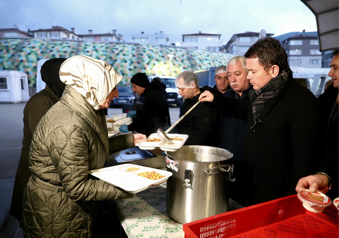Osmangazi Belediye Başkanı Erkan Aydın Çırpan Mahallesi’nde İftar Programına Katıldı