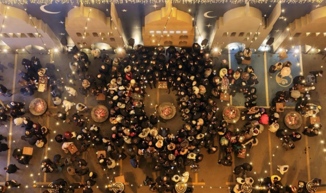 Ramazan Etkinliği Bakanlar ve Milletvekillerini Bir Araya Getirdi