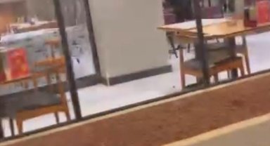 Restoran savaş alanına döndü, camlar ve çerçeveler indi