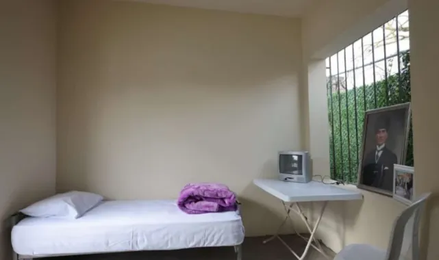 Silivri’de Ekrem İmamoğlu’nun Hücresinin Birebir Örneği Sergileniyor