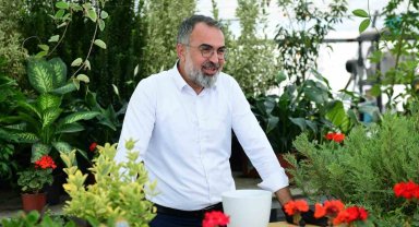 Süs bitkileri üretimi Kestel Belediyesi ile dünya pazarına açılıyor