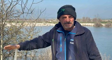 Süt inekçiliğinden dört çocuğunu büyüterek üniversitede okuttu