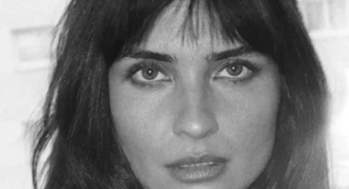 Tuba Büyüküstün’ün Sultana Filmindeki Koltuk Altı Tartışması Sosyal Medyayı Salladı