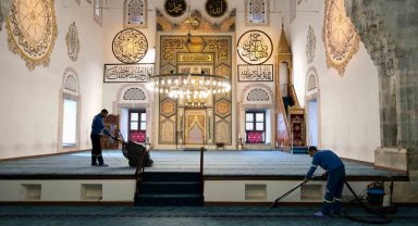 Yıldırım'da camilere bayram temizliği
