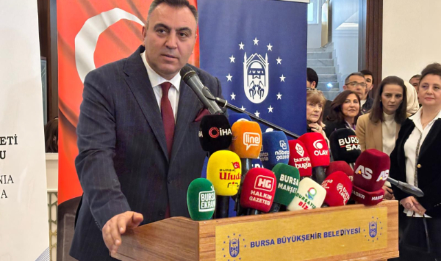 Zer-i Náb Tezhip Sergisi Bursa’da Sanatseverlerle Buluştu