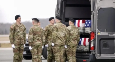 ABD İsrail İran Savaşı Gölgesinde Tartışma Büyüyor