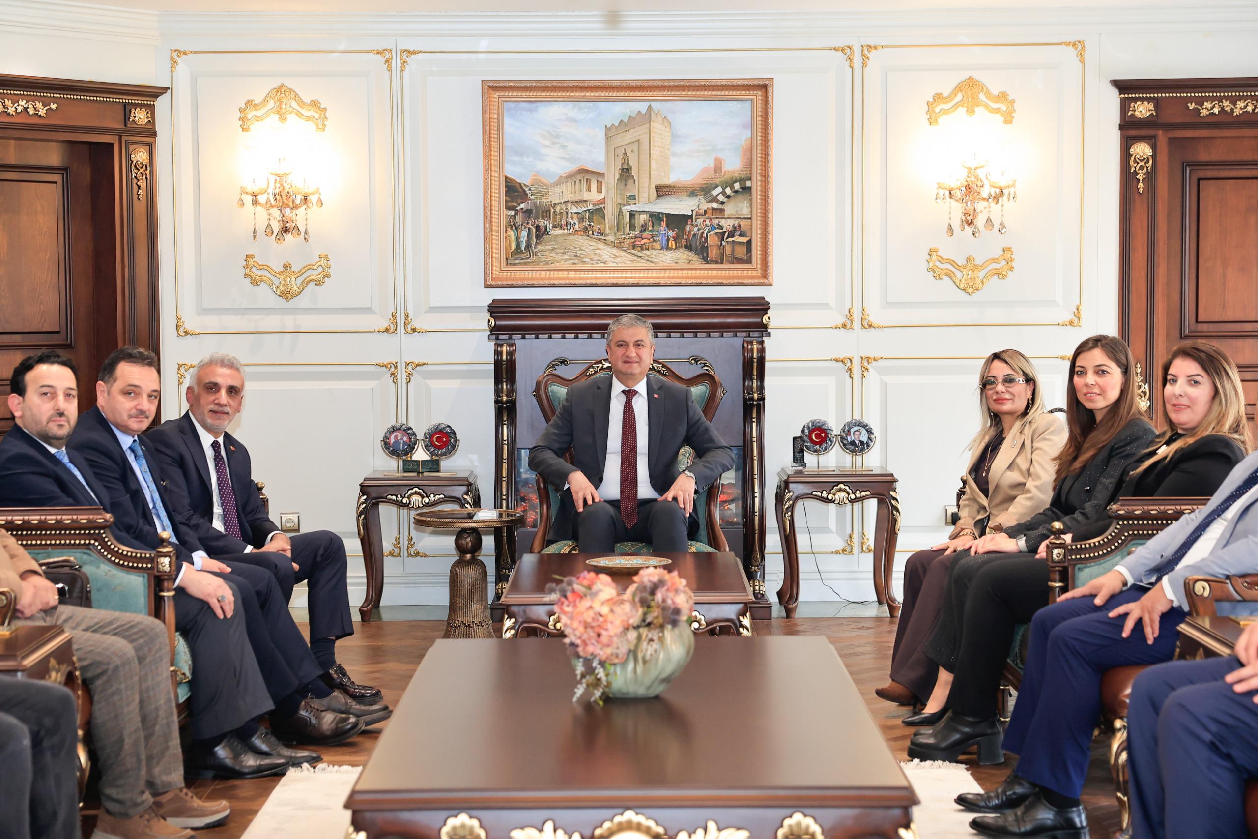 Adana Güven Şehri Vurgusu: Turizm ve Gelişim İçin Medyaya Ortak Çağrı