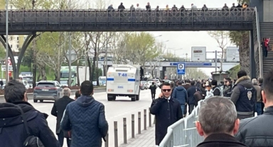 Bursa’da CHP’li Meclis Üyelerinden Ankara Caddesi Eylemi: Trafik Kilitlendi