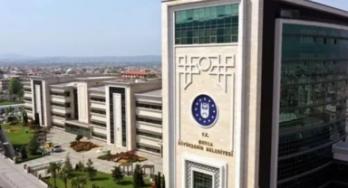 Bursa’da Deprem Etkisi! Başkan Gitti, Kasaya Fren: Tüm Ödemeler Durduruldu