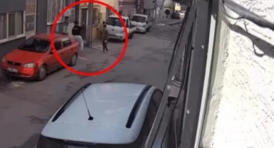 Bursa’da Doğalgaz Kutusuna Yumrukladılar