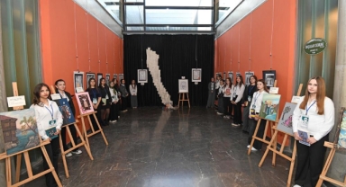 Bursa’da ‘Edebiyattan Sanata Yolculuk’ Sergisi Sanatseverlerle Buluştu