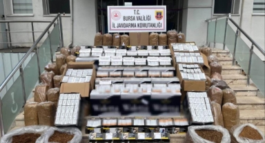 Bursa'da kaçak tütün operasyonu: 205 bin adet makaron ele geçirildi