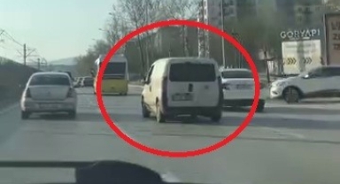 Bursa Mudanya Yolunda Ticari Araç Sürücüsünden Tehlikeli Makaslar