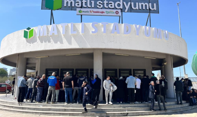 Bursaspor Kombine Satışlarında Yoğunluk