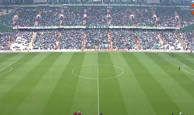 Bursaspor'un şampiyonluk yürüyüşü devam ediyor 