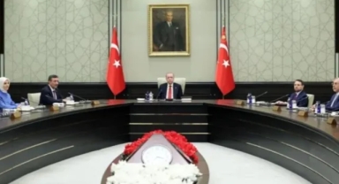 Cumhurbaşkanlığı Kabinesi Toplanıyor: Gündem Orta Doğu Savaşı ve Ekonomi