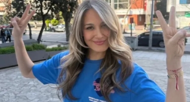 Gupse Özay'ın Yeni İmajı Hayranlarını İkiye Böldü