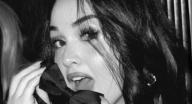 Hüsnü Şenlendirici’nin Kızı Naz Şenlendirici Yeni Şarkısıyla Sahneye Çıktı