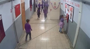 İnegöl’de Minik Öğrencilerden Duygulandıran Bayrak Hassasiyeti