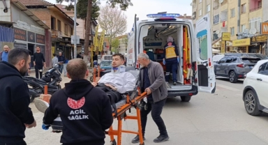 İnegöl’de Motosiklet ile Hafif Ticari Araç Çarpıştı: 1 Yaralı