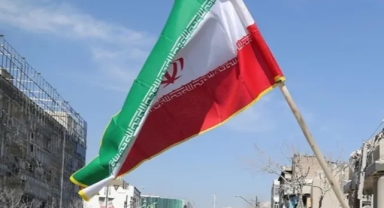 İran Ordusu ABD ve İsrail'e Karşı Yıkıcı Misillemeler Yapacak