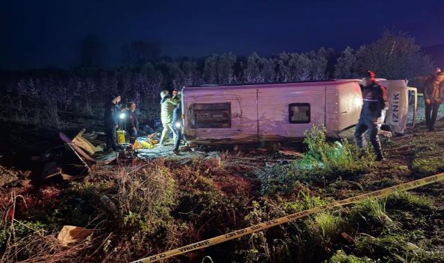 İznik'te feci kaza: 1 ölü, 12 yaralı