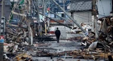 Japonya Deprem Uyarısı: 7.7 Sonrası Daha Büyük Sarsıntı Riski