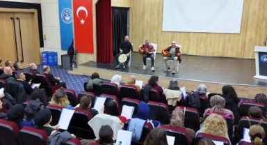 Kestel Belediyesi Türk Halk Müziği Korosu Müzikseverleri Buluşturuyor