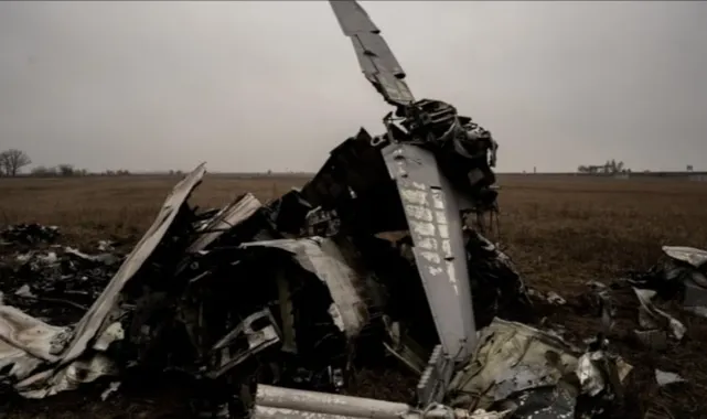 Kırım'da Su-30 Savaş Uçağı Düştü, Mürettebat Güvende