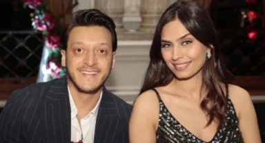 Mesut Özil Üçüncü Kez Baba Oldu: Elisa Dünyaya Geldi