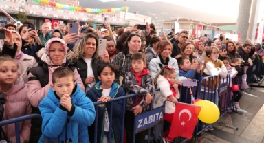 Osmangazi Belediyesi 23 Nisan Etkinlikleri: Cahit Berkay’dan Unutulmaz Konser