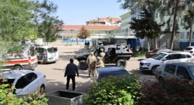 Siverek’te Liseye Silahlı Saldırı: 16 Kişi Yaralandı, Saldırgan Ölü Ele Geçirildi