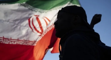 Trump'ın İran Tehditleri ve 2 Haftalık Ateşkes: Dünya 10 Saat Gerilimde