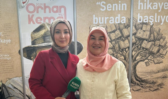 TÜYAP Bursa Kitap Fuarı'nda Şifanur Özçelik Şirin rüzgarı esti