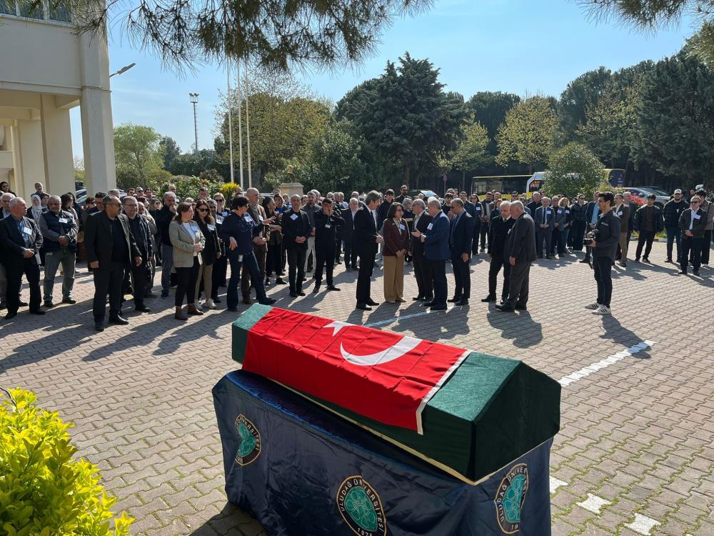 Uludağ Üniversitesi Yasta: Dr. Doğan Yavaş Son Yolculuğuna Uğurlandı