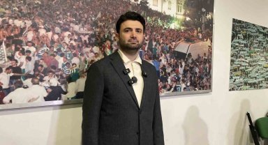 Bursaspor borç yükünden kurtuldu: Ali Ay, 700 milyon TL'den vazgeçti