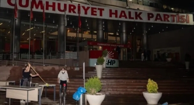 CHP Genel Merkezi’nde İnceleme ve Temizlik Çalışması Yapıldı