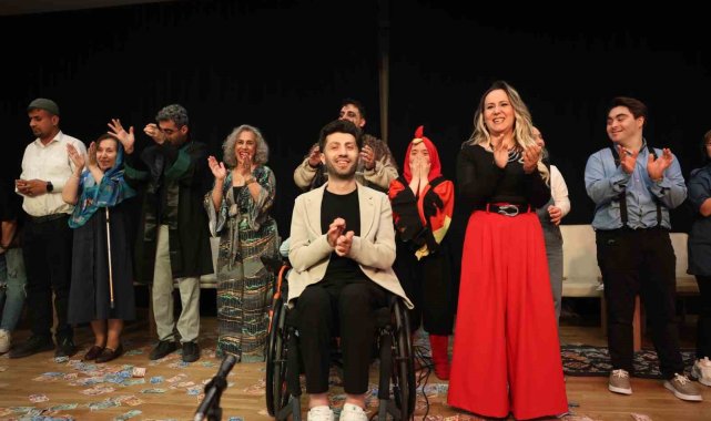 Osmangazi'de "Miras Değil Mübarek 2" büyük beğeni topladı