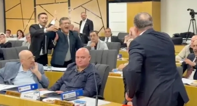 Afyonkarahisar Belediye Meclisi’nde Gerilim!