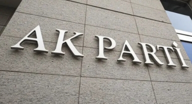 AK Parti'de 4 İlde Görev Değişimi! İl Başkanları ve Yönetimler Yenilendi