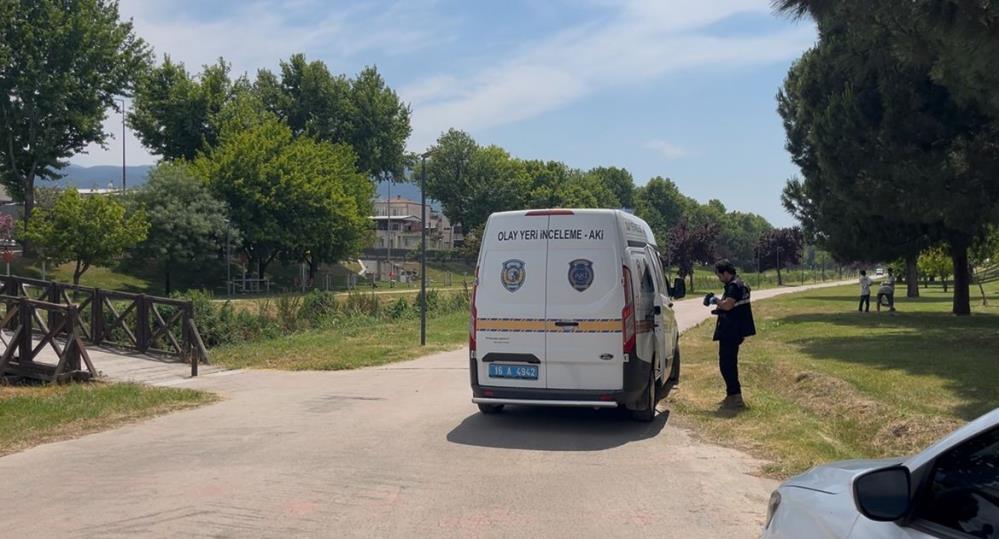 Bursa Botanik Park’ta Dere İçerisinde Erkek Cesedi Bulundu 