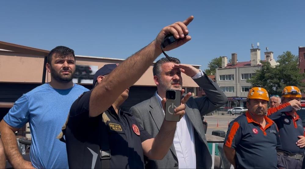 Bursa Kayhan Çarşısı’nda Yangın: 6 İşletme Küle Döndü 