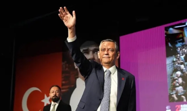 CHP’de Dikkat Çeken Gelişme: PM İstifası ve Kurultay Hamlesi