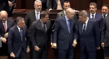 Ersin Beyaz AK Parti’ye Katıldı: Rozeti Cumhurbaşkanı Erdoğan Taktı