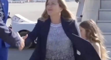 Giorgia Meloni’nin Kızı G7 Zirvesinde Gündem Oldu