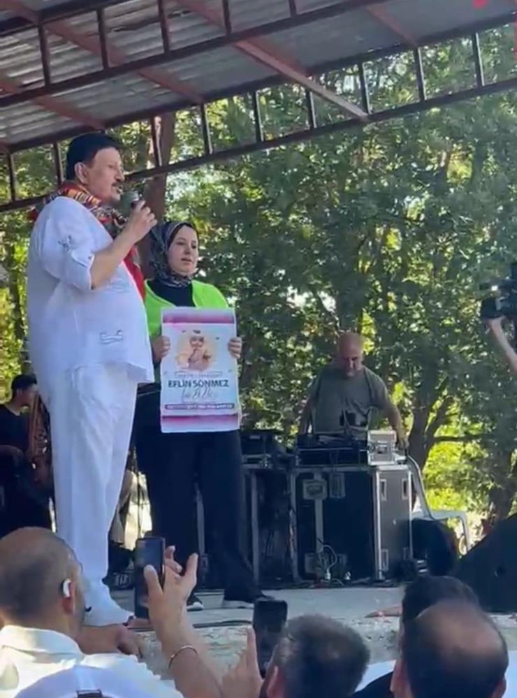 Gökhan Güney’e Yörük Türkmen Festivali’nde Tepki: SMA Hastası Eflin İçin Yaşanan Diyalog Gündem Oldu 